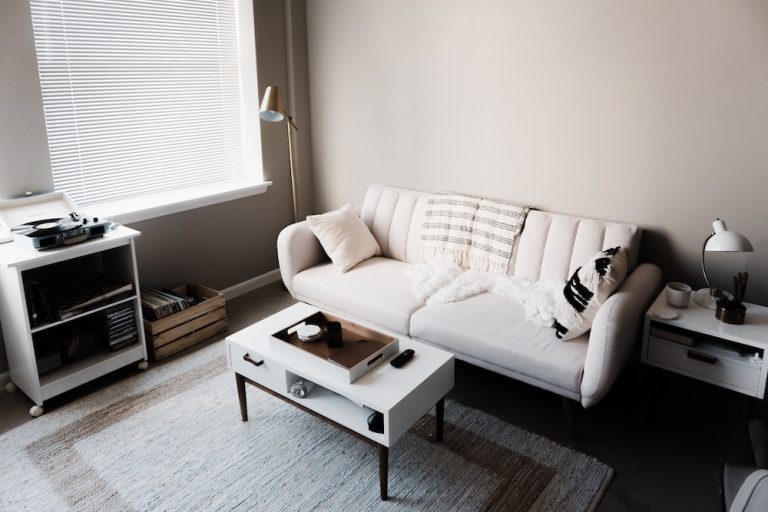Popular myths on minimalist living that you must stop believing now